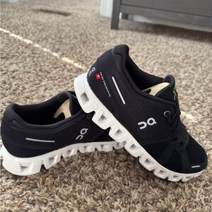 On Cloud 5 Women’s Shoes